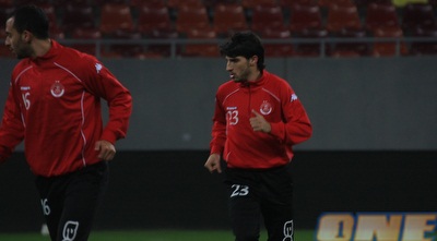 קנדה ודמארי (צביקה הלפרין, האתר הרשמי (ONE)