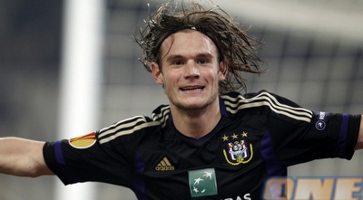 ז´ילה חוגג (רויטרס) ז´ילה חוגג (רויטרס)