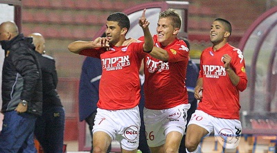 הרבה בזכות סראג´ נאסר והצמד הנפלא שלו (משה חרמון)