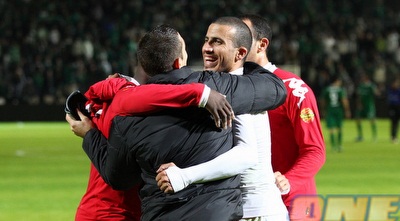 ידין חוגג (שי לוי)