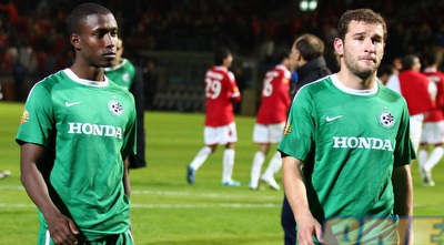 עלי עותמאן וטאלב טוואטחה. שני הצעירים המומים בסיום (שי לוי)