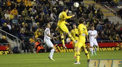 פאביצ´ביץ´ מקדים את ניר נחום (גיא בן זיו)