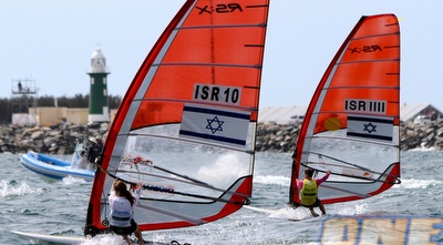 לי קורזיץ ומעיין דוידוביץ´ בפרת´ (Vincenzo Baglione) (ONE)