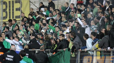 האוהדים מתפרעים (עמית מצפה)