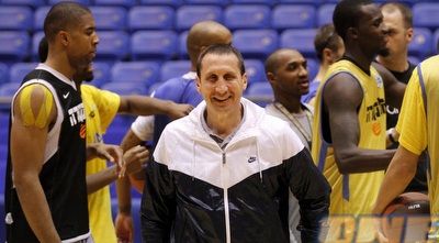 דייויד בלאט (יוסי ציפקיס)