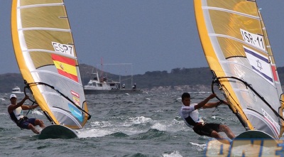 צוברי (ONE) צוברי (ONE)