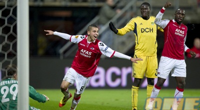 אדם מאהר חוגג (רויטרס)