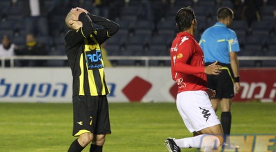 עמית בן שושן מתוסכל לאחר ההחמצה (משה חרמון)