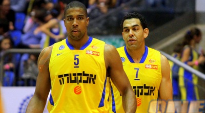 בלו והנדריקס. &qout;ריצ`ארד היה מצוין&qout; (יניב גונן) בלו והנדריקס. &qout;ריצ`ארד היה מצוין&qout; (יניב גונן)