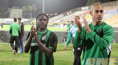 ימפולסקי וקטן מודים לקהל (עמית מצפה) ימפולסקי וקטן מודים לקהל (עמית מצפה)