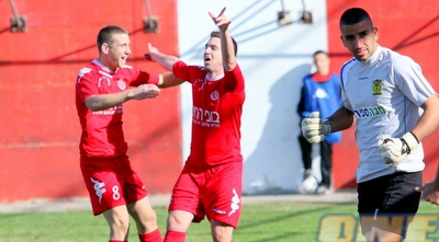 כפיר איזנשטיין ועדן שרם חוגגים (משה חרמון)