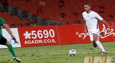 יניב בן הרוש עוצר את רן בן שמעון (איתי ישראל)