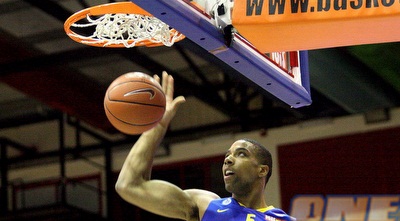 ריצ´ארד הנדריקס (משה חרמון)