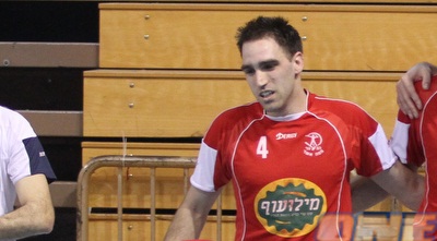 מתן נחמיאס בימיו במטה אשר. עבר לקרית אתא והיה שותף לאירועים הקשים (מור שאולי) מתן נחמיאס בימיו במטה אשר. עבר לקרית אתא והיה שותף לאירועים הקשים (מור שאולי)