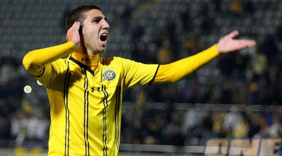 דאבור חוגג. לא מגיע לאוהדים שחקנים כאלו (משה חרמון) דאבור חוגג. לא מגיע לאוהדים שחקנים כאלו (משה חרמון)