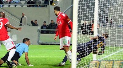 מישאלוף מנסה להציל (משה חרמון)