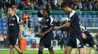 שחקני מכבי פ&qout;ת מאוכזבים (שי לוי)