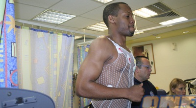 מאלט בבדיקות.  (שרון קביליו)