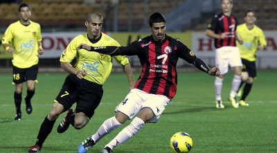 עאהד עזאם מול עמית בן שושן (יוסי ציפקיס)