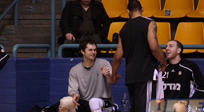 גרונפלד ולוק ג´קסון. הראשון ייעדר (גיא בן זיו)