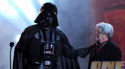 דארת´ ויידר עם יוצרו הבמאי, ג´ורג´ לוקאס (GettyImages)