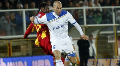 גזל (יוסי ציפקיס) גזל (יוסי ציפקיס)