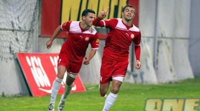 קרלוס צ&acute;קאנה ואביב עזריה חוגגים יתרון מוצדק (משה חרמון)