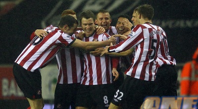 שחקני סנדרלנד חוגגים (GettyImages) שחקני סנדרלנד חוגגים (GettyImages)