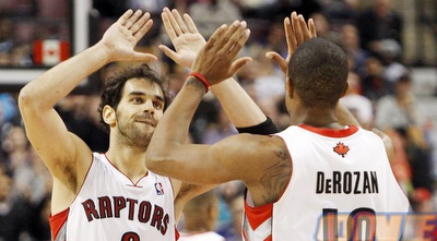 דירוזן וקלדרון חוגגים על חשבון קליבלנד (רויטרס)