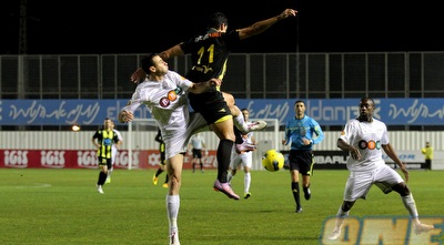 לאונרדו פאסוס קופץ עם ליאוניד קרופניק (שי לוי)