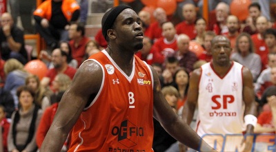 אדריאן יוטר. מפלצת צבע (יוסי ציפקיס)