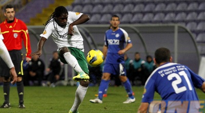 הכדור של דלה ימפולסקי כבר הלך מחוץ למסגרת (יוסי ציפקיס)