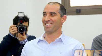 איציק קורנפיין. ג´יבאגו רוצה אותו בקבוצה (יניב גונן)