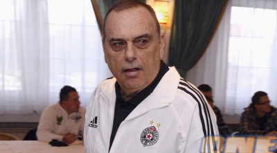 אברהם גרנט. חזר לסרביה עם שלושה ניצחונות אברהם גרנט. חזר לסרביה עם שלושה ניצחונות