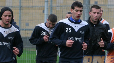 איתן טיבי ודושאן מטוביץ´. אחד לא יפתח, השני ישחק (עמית מצפה) איתן טיבי ודושאן מטוביץ´. אחד לא יפתח, השני ישחק (עמית מצפה)