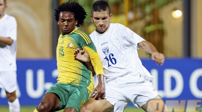 ארסמוס מול הונדורס במונדיאל עד גיל 20. בקרוב במדים האדומים? (רויטרס) ארסמוס מול הונדורס במונדיאל עד גיל 20. בקרוב במדים האדומים? (רויטרס)