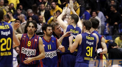 שחקני ברצלונה חוגגים. היו גדולים על מכבי (יוסי ציפקיס)