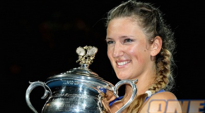 אזרנקה מאושרת וחייכנית (GettyImages)