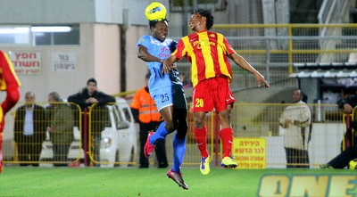 סמואל יבואה ודימאקו פידליס (יניב גונן) סמואל יבואה ודימאקו פידליס (יניב גונן)