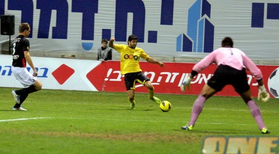 עזרא (משה חרמון) עזרא (משה חרמון)