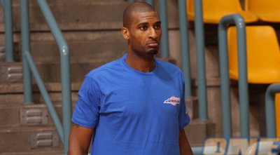 אלכסנדר דימיטריוס. איכזב בבכורה  (גיא בן זיו)