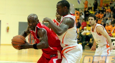 קורי קאר חופר (משה חרמון)