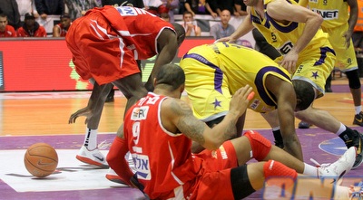 מחפשים את הכדור (יניב גונן)