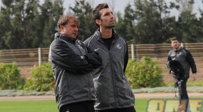 בנאדו ואלישע משוחחים (ONE)