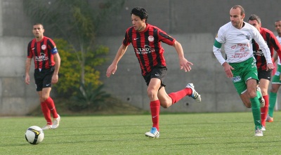 עידן טל מתקדם מול עלוש (עמית מצפה) עידן טל מתקדם מול עלוש (עמית מצפה)