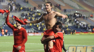 עודד אלקיים חוגג ניצחון גדול (גיא בן זיו)