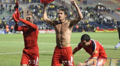 חרבאווי מגיע לבדוק מה המצב אצל אלקיים. נניח. (גיא בן זיו)