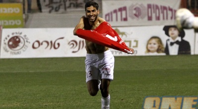 אופיר דוידזאדה אחרי הפנדל המכריע, פותח את החגיגות (יוסי ציפקיס) אופיר דוידזאדה אחרי הפנדל המכריע, פותח את החגיגות (יוסי ציפקיס)