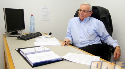 חיים אלחדיף: &qout;בן זקן איתן בדעתו שבתי הדין ´רקובים´&qout; (יניב גונן) חיים אלחדיף: &qout;בן זקן איתן בדעתו שבתי הדין ´רקובים´&qout; (יניב גונן)