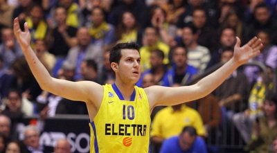 גיא פניני (שי לוי)